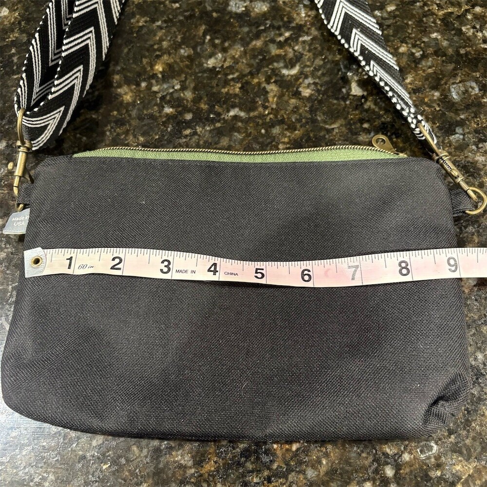 Unbranded Crossbody Bag Womens Small Black Chevron Strap Zip Top